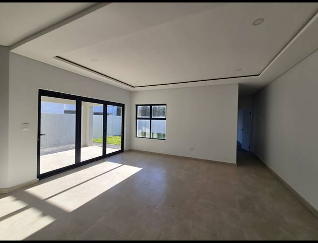 4 BEDROOM HOUSE FOR SALE IN SANDOWN